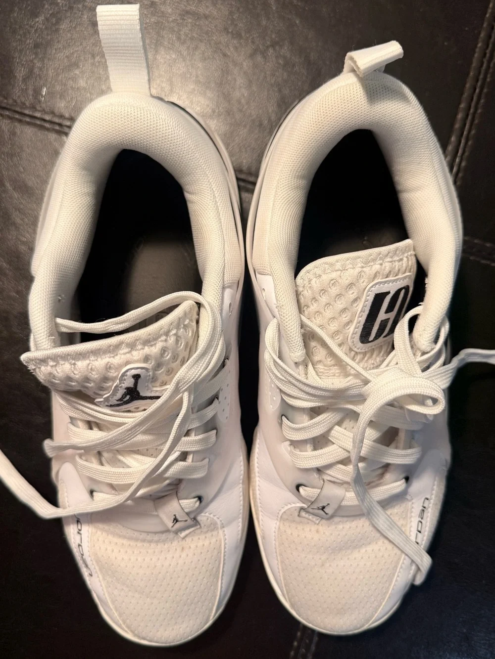 Jordan Women's Heir White and Black Low-Top Basketball Sneakers Size 9.5